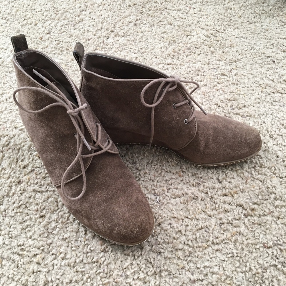 Franco Sarto wedge suede lace up ankle boots 7.5